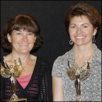 Deb House and JoEllen Shanks holding trophies