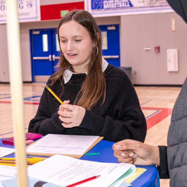 Student competing in the Super Quiz